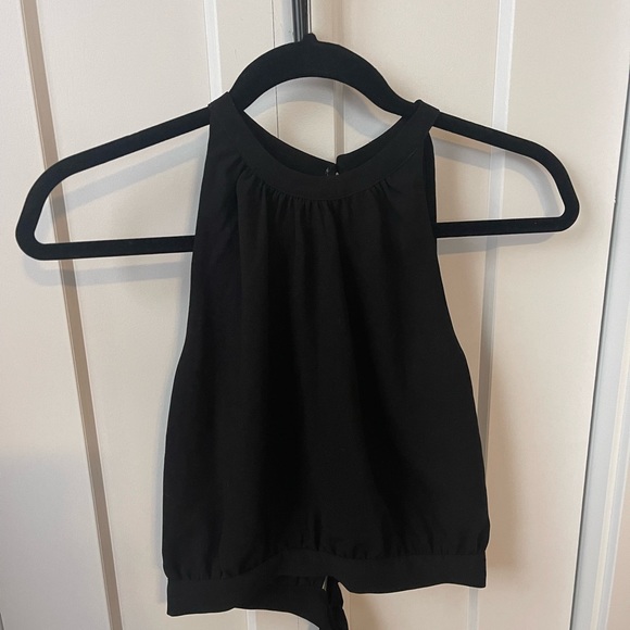 Aritzia Wilfred Open Back with Tie Black Going Out Top - Picture 1 of 4